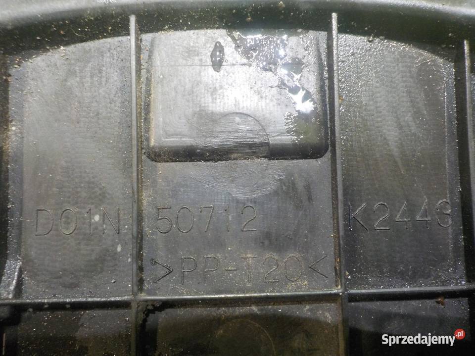 MAZDA 2 III DE 13 B 09r 3D atrapa grill osobowe mazowieckie Suków