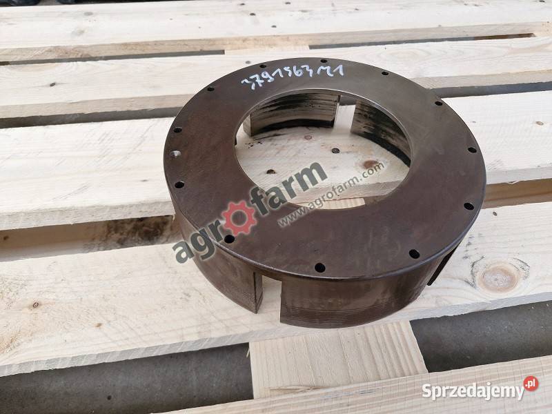 Pokrywa Massey Ferguson 8110 8120 8130 8210 Byków