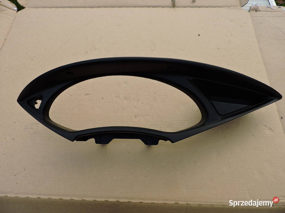 Ramka obudowa licznika Ford focus mk1 18 TDCI sprzedam