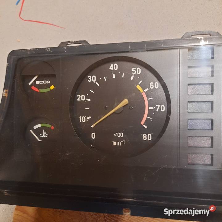 Licznik Łada 2107 z obrotomierzem Liczniki i zegary małopolskie Luborzyca