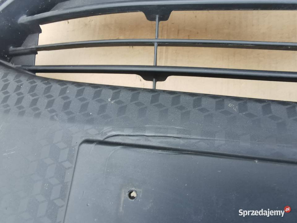 Kratka zderzaka przód środkowa Górna Yaris 4 IV sprzedam