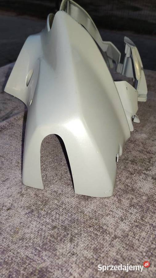 Czasza czacha owiewka przednia Honda SH 300 Elementy nadwozia Księżyno
