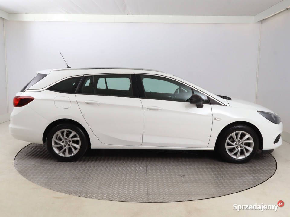 Opel Astra 12 Turbo isofix dolnośląskie