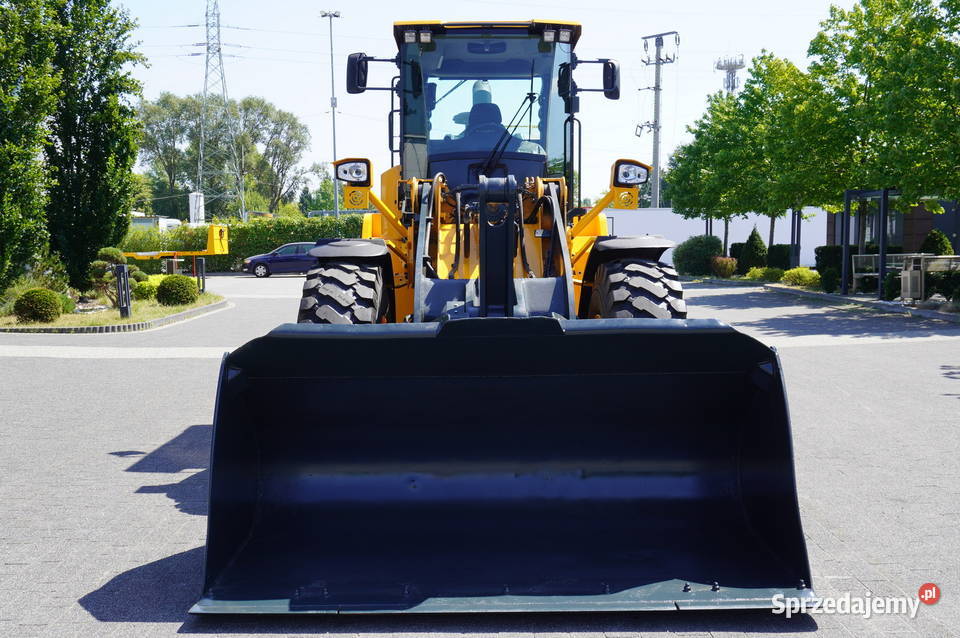 Ładowarka przegubowa Hyundai HL940A 2021 masa Kraków sprzedam