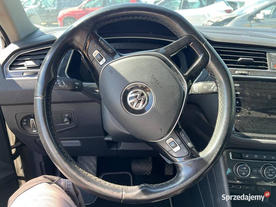 VOLKSWAGEN Tiguan II 20 TDi 150 Carat Exclusive Gdańsk sprzedam