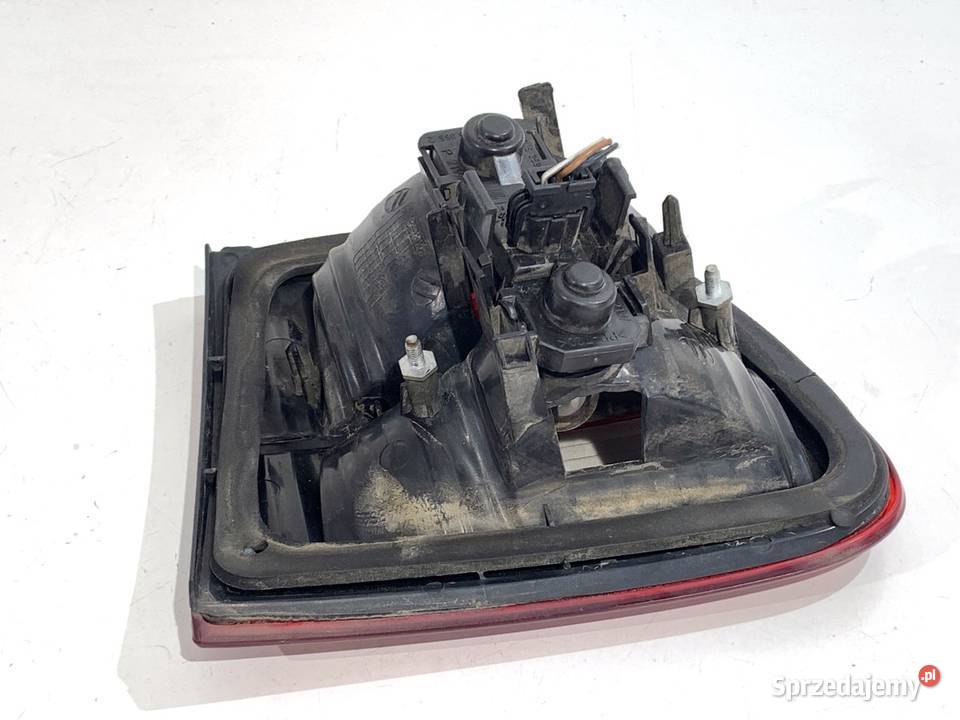 LAMPA TYŁ LEWA WEWNĘTRZNA SEAT LEON I Hatchback osobowe sprzedam