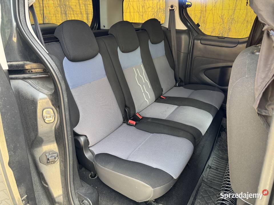 Peugeot partner Hak Zadbany Salon Warszawa sprzedam