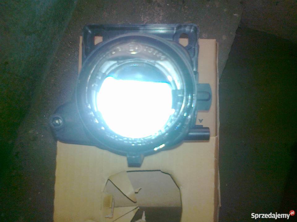 HALOGEN W ZDERZAK LE AUDI A6 972000 SOCZEWKA Pruszków