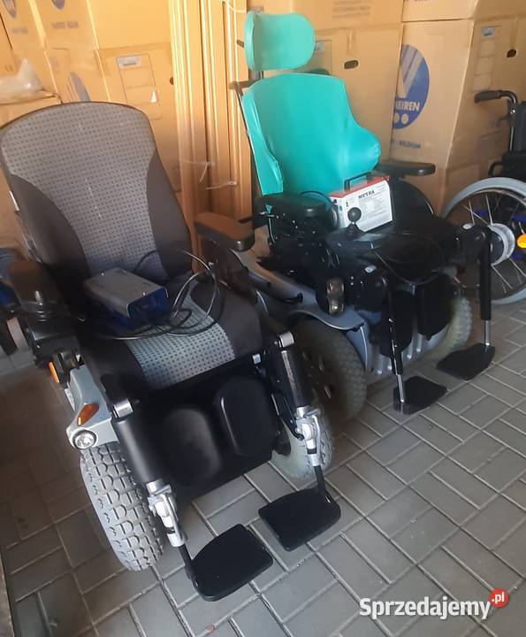 Wózek inwalidzki Meyra optimus duży na zewnątrz