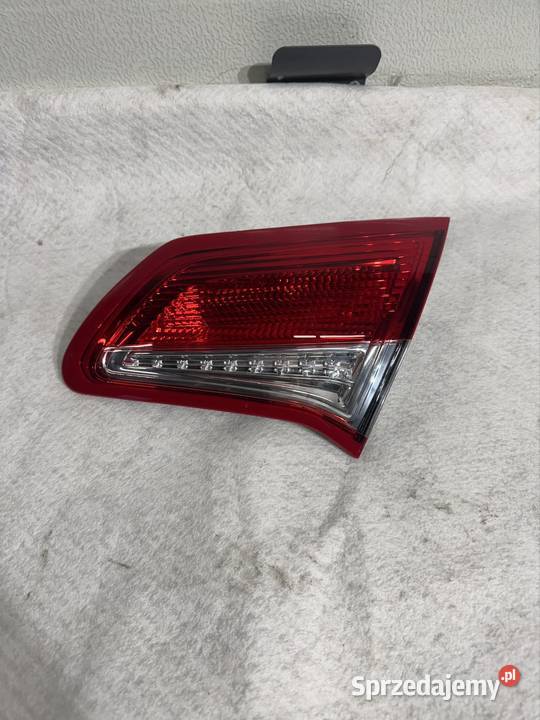 Lampa odblask w klapę prawa Citroen C4 B7 Lampy tylne śląskie Jasienica