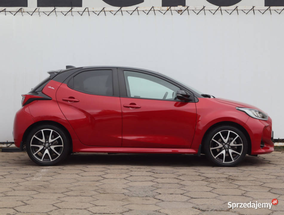 Toyota Yaris 15 VVTi Hybrid klimatyzacja Łódź