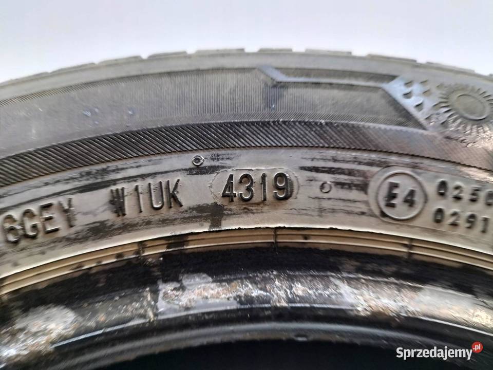 2x OPONA CAŁOROCZNA BARUM QUARTARIS 5 15570R13