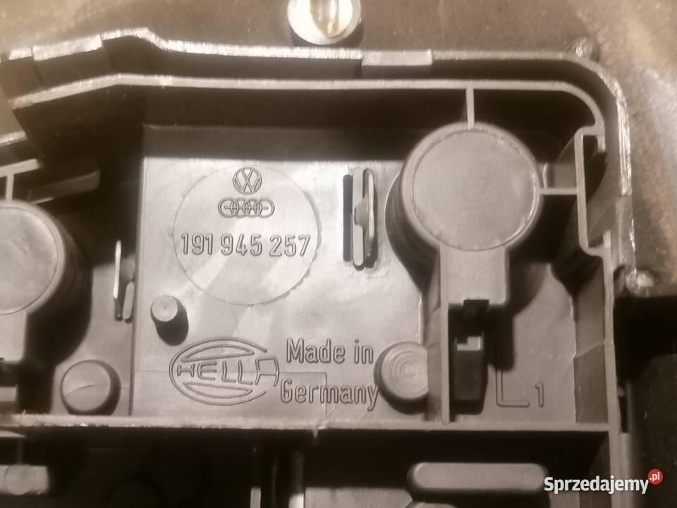 lampy tył komplet lewa prawa VW Golf II r8792 Oświetlenie łódzkie sprzedam