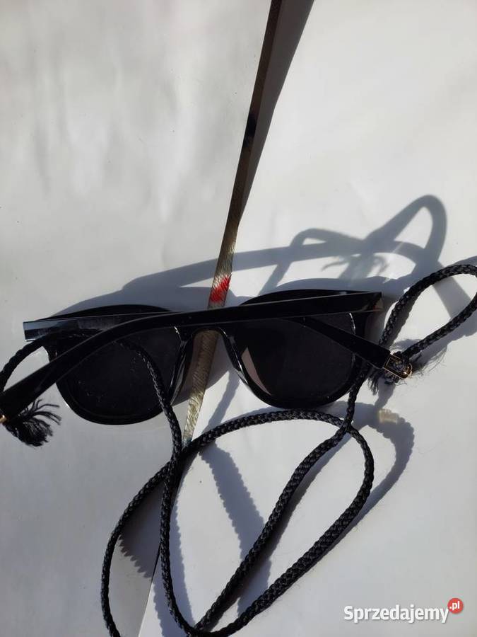 Okulary przeciwsłoneczne czarne z Pozostałe Wrocław