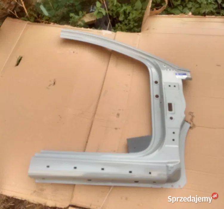 Próg prawy słupek A Hyundai i20 II 71122C8300