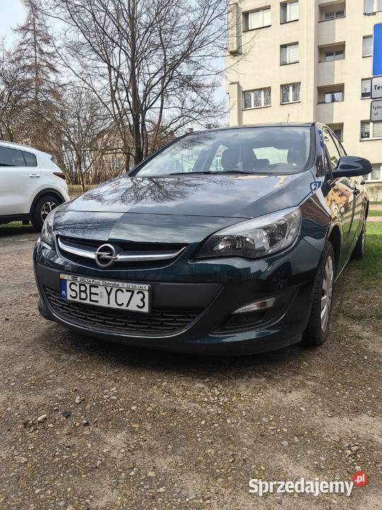 Opel Astra J 2014 światła do jazdy dziennej śląskie