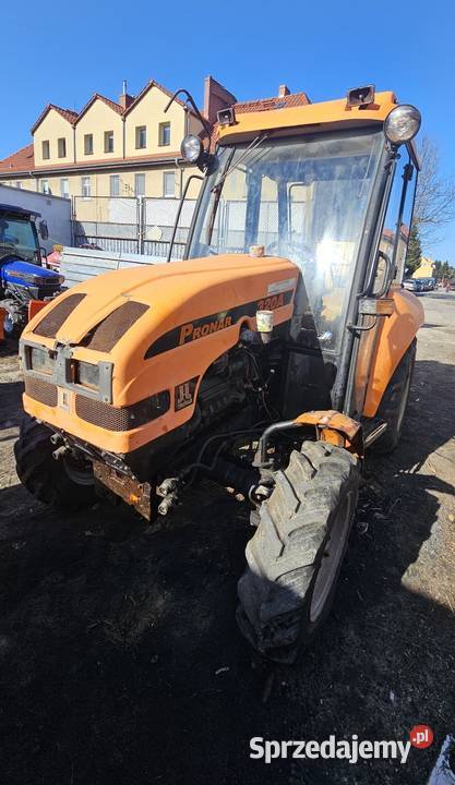 PronarMTZ 320 AMK z pługiem MTZPronar 320AMK na Koszalin