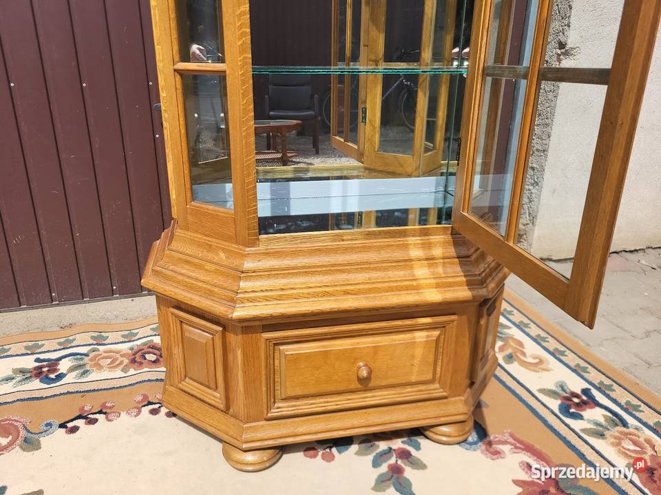 ładna witryna dębowa gablota podświetlana z 202cm Sypniewo