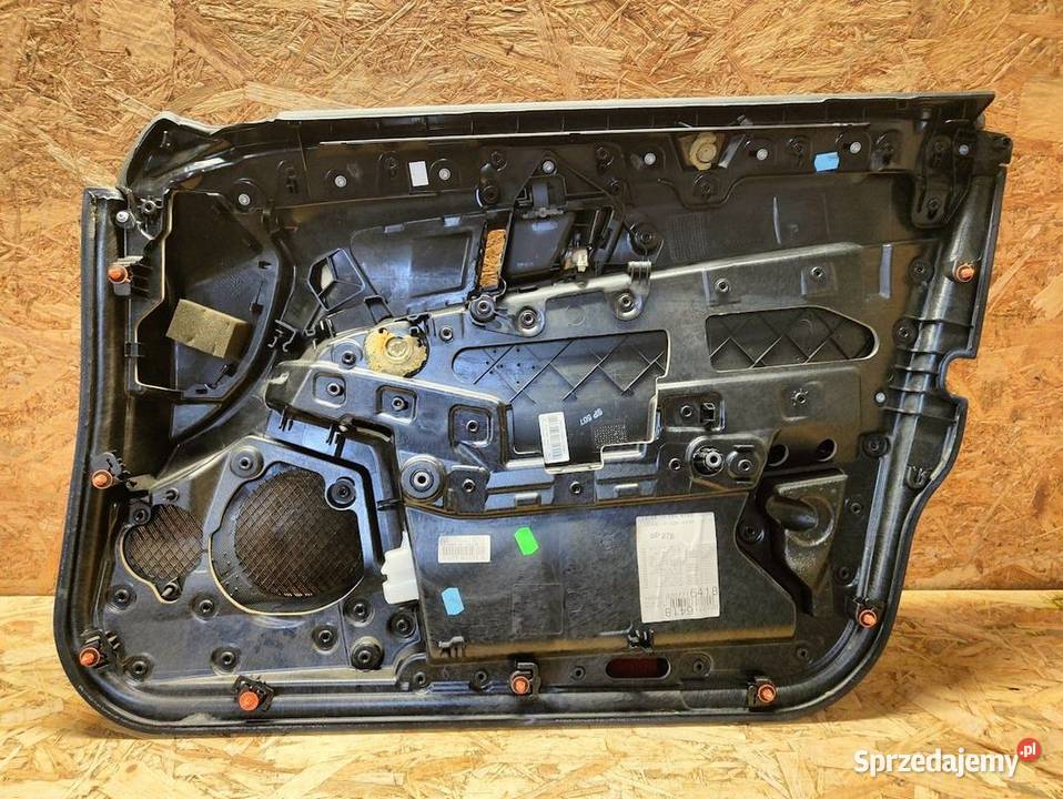 Tapicerka Boczek Drzwi Lewy Przód Mercedes W212 sprzedam