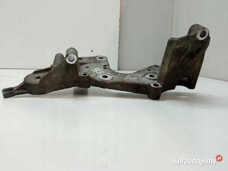 ŁAPA WSPORNIK 059130147P 30 TDI Audi A4 IV