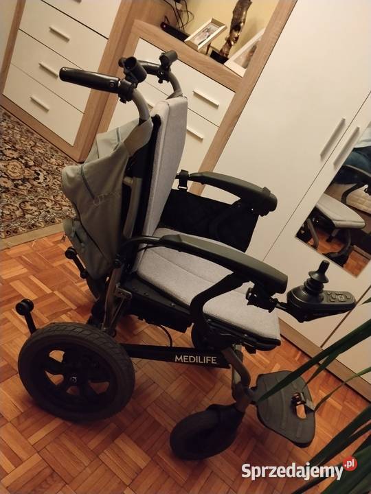 Wózek inwalidzki elektryczny MEDLIFE Łowicz