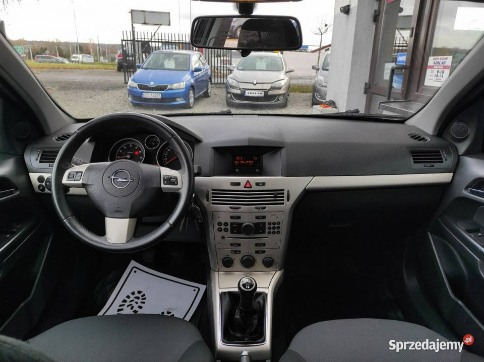 Opel Astra klima elszyby Org radio CD Isofix aluminiowe felgi Racibórz