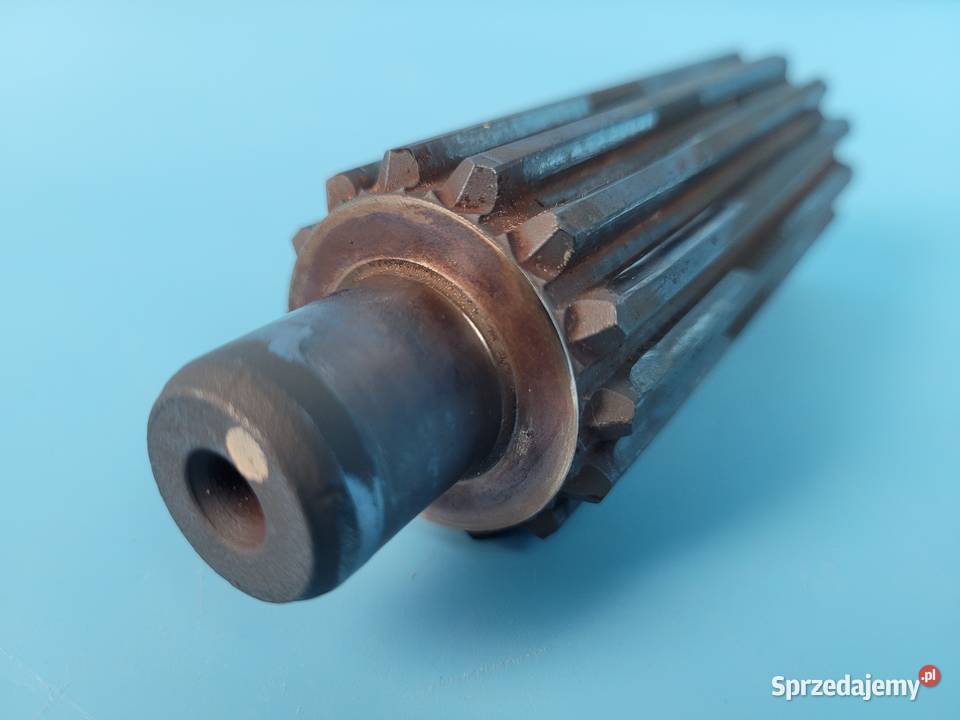 CASE IH PUMA 145 12r WAŁEK PRZEGUBOWY 120mm Kolno