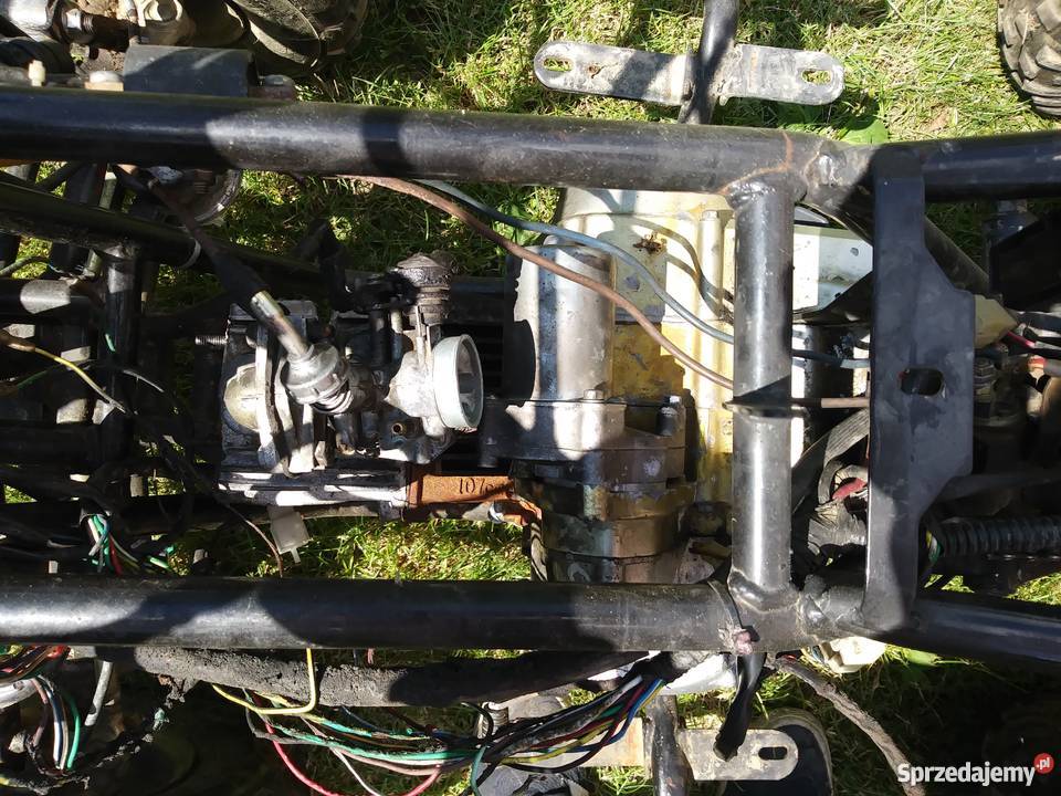 Sprzedam quada 110 na części