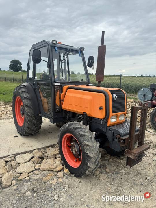 Ciągnik sadowniczy RENAULT 7014f Rolnictwo Bychawa