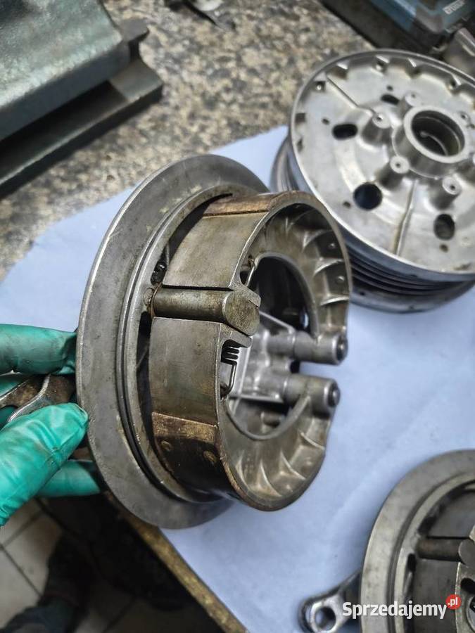 Piasta koła szczękotrzymacz jawa 250 model 353