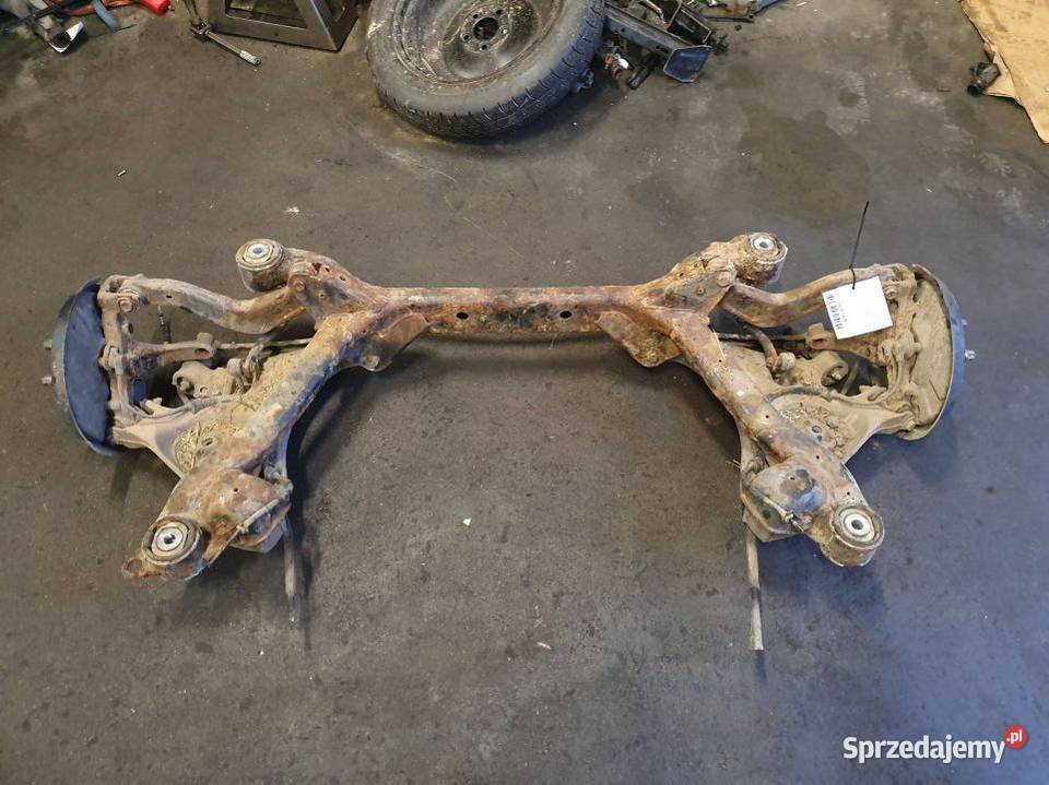 BELKA SANKI TYŁ AUDI A4 B7 Lipno