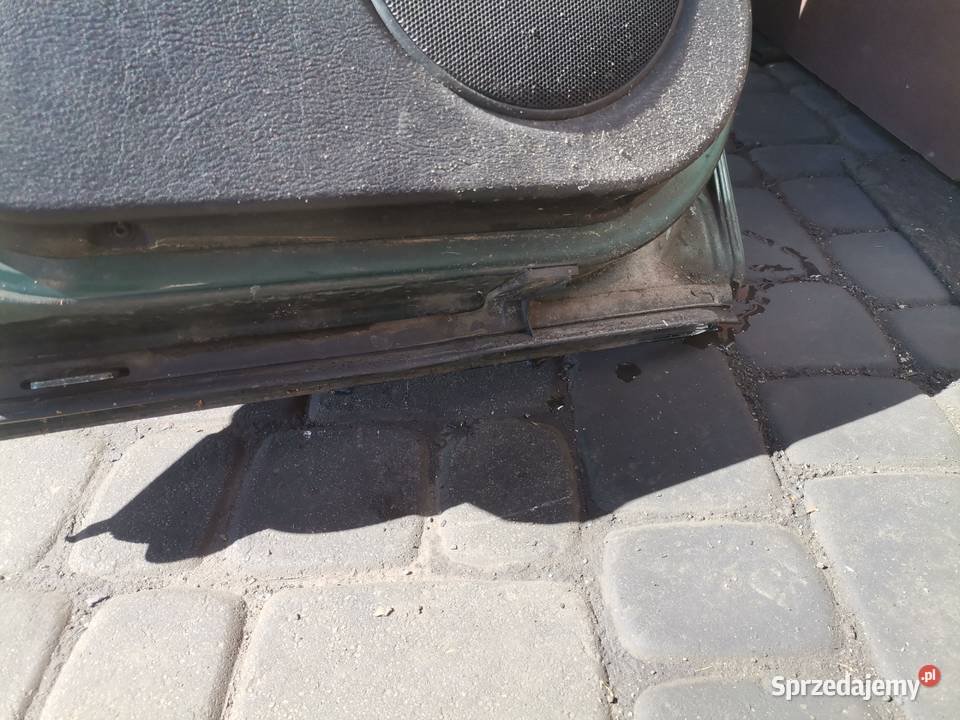 VW BORA DRZWI LEWY TYŁ Nowy Sącz sprzedam