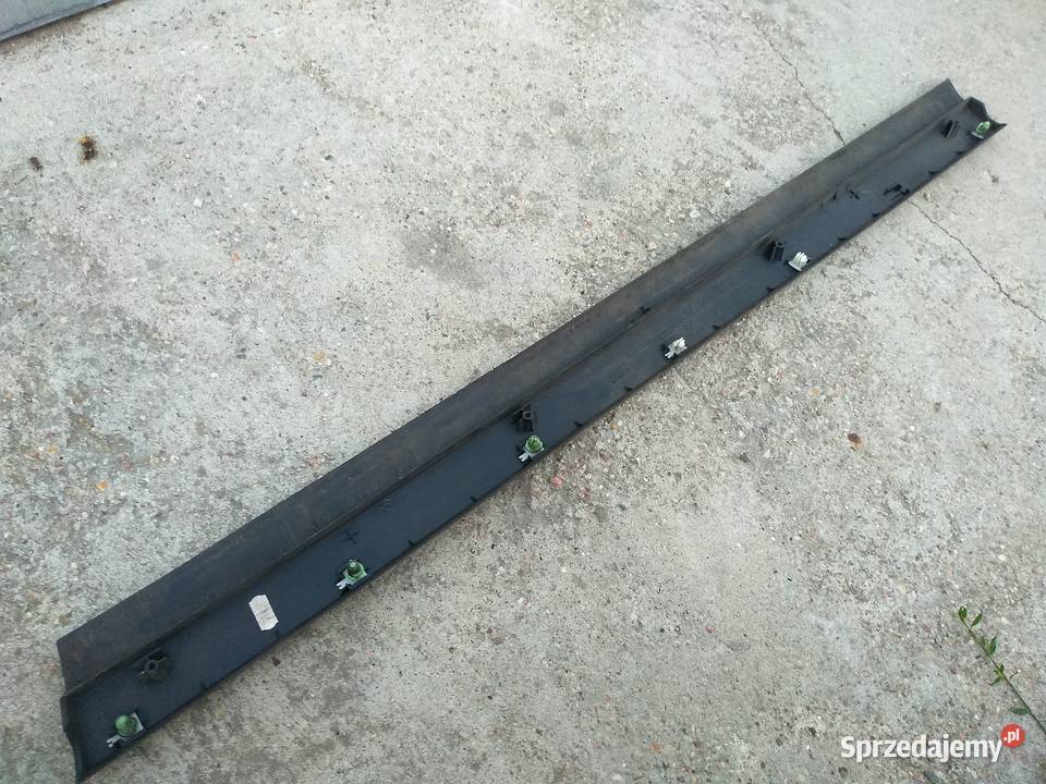 Listwa drzwi lewa lewy przód 3BO854939B Passat Poznań