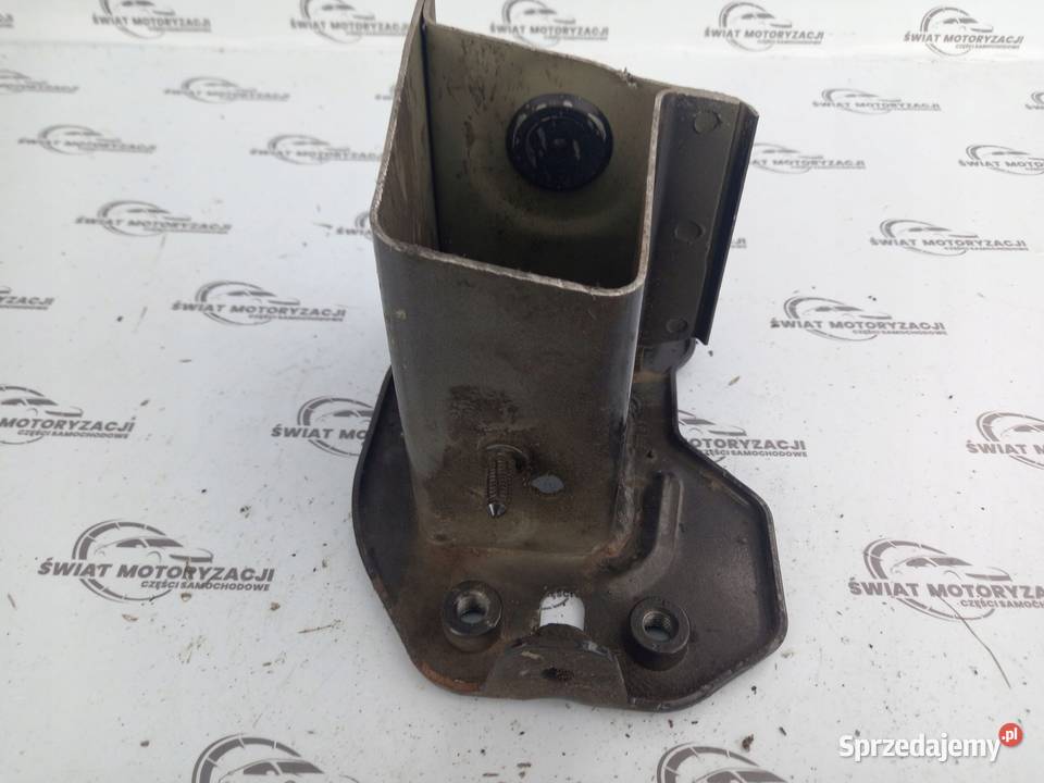 TOYOTA PRIUS XW20 06r podłużnica prawa osobowe Kielce