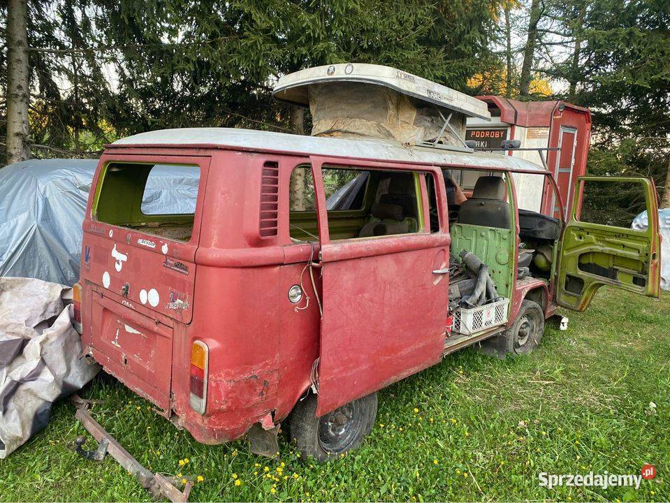VW t2b 1976 z grzybkiem Transporter
