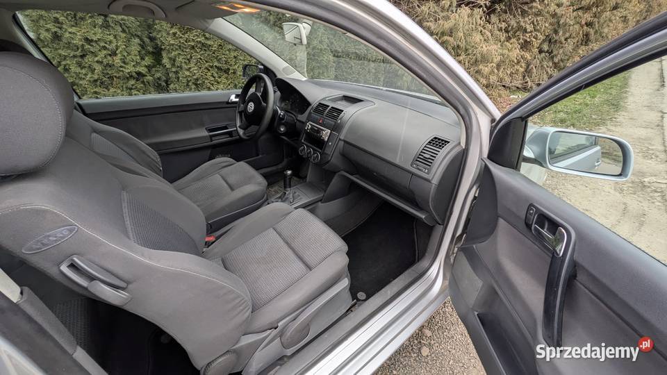 VW Polo 2002 r 14 75 klima 164000 Mników