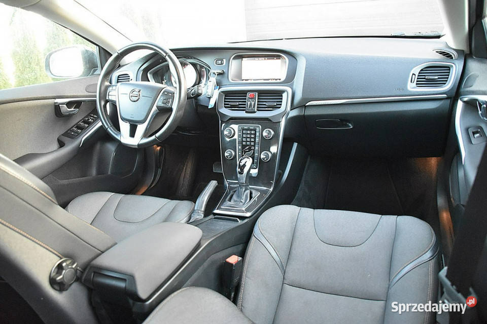 Volvo V40 Cross Country 15T3 152 Led Navi Kamera nawigacja Nowe Kucice