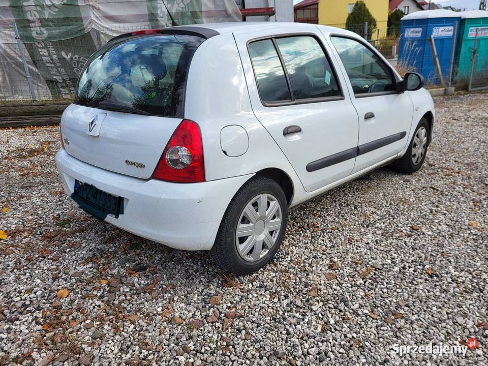 Renault Clio 1200 Benzyna 5 drzwi zdrowa Clio Przeworsk sprzedam