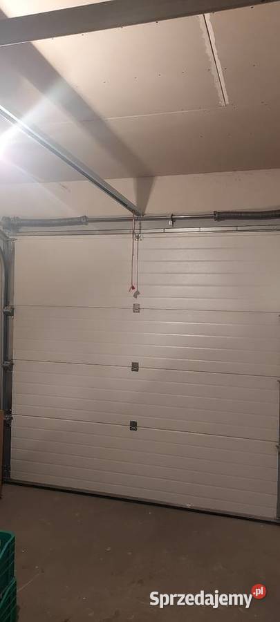 Brama garażowa Radom usługi budowlane