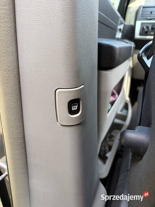 Chrysler grand Voyager 2008 28crd super stan 340000km Wrocław