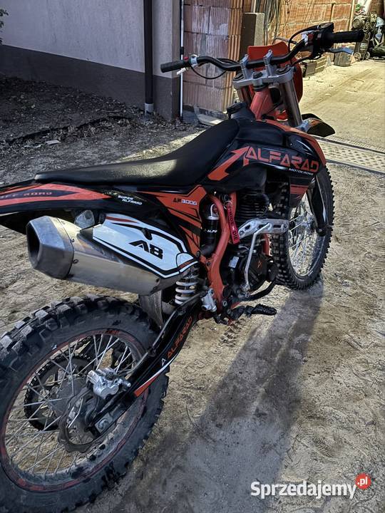 Alfarad A8 300 cc 88mth nieuszkodzony sprzedam