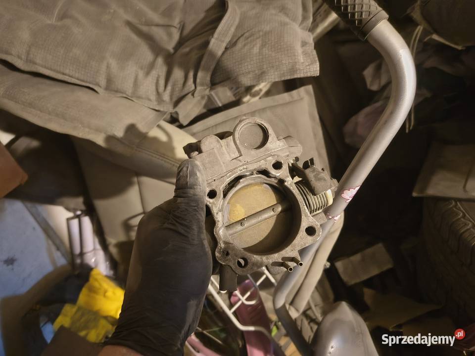 Przepustnica kia Sorento 1 35 2004r Łódź