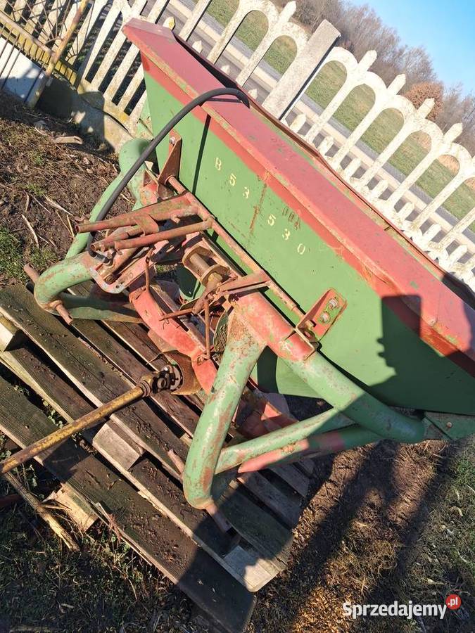 Sprzedam rozsiewacz amazone 600l Amazone