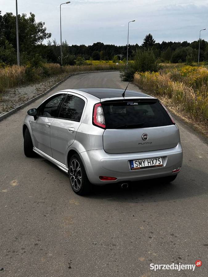 FIAT PUNTO 12 8v 69 2013r 1998cm3 Myszków