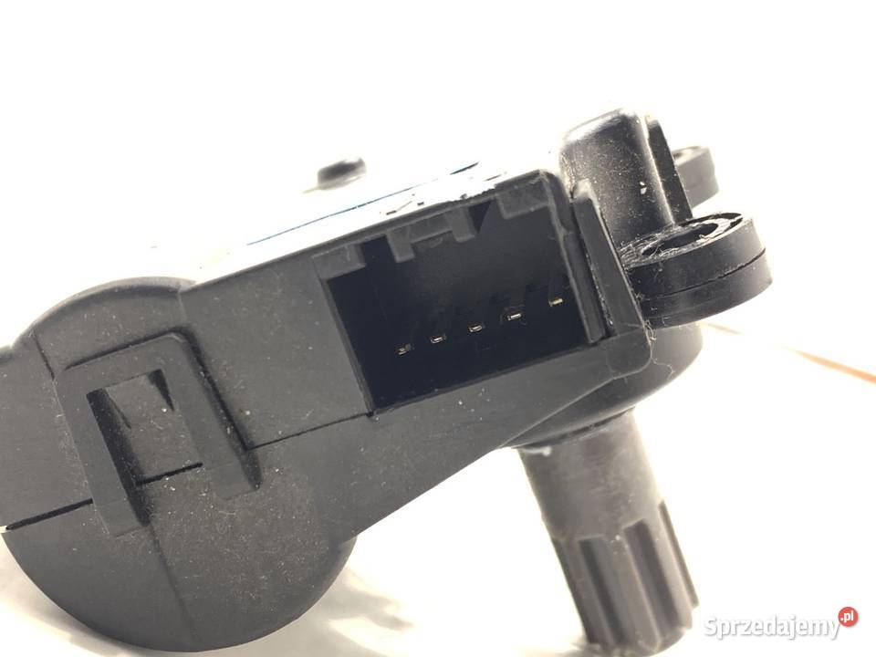 SILNIK NAGRZEWNICY KIA D332JY9AA02 SPORTAGE III Silniki