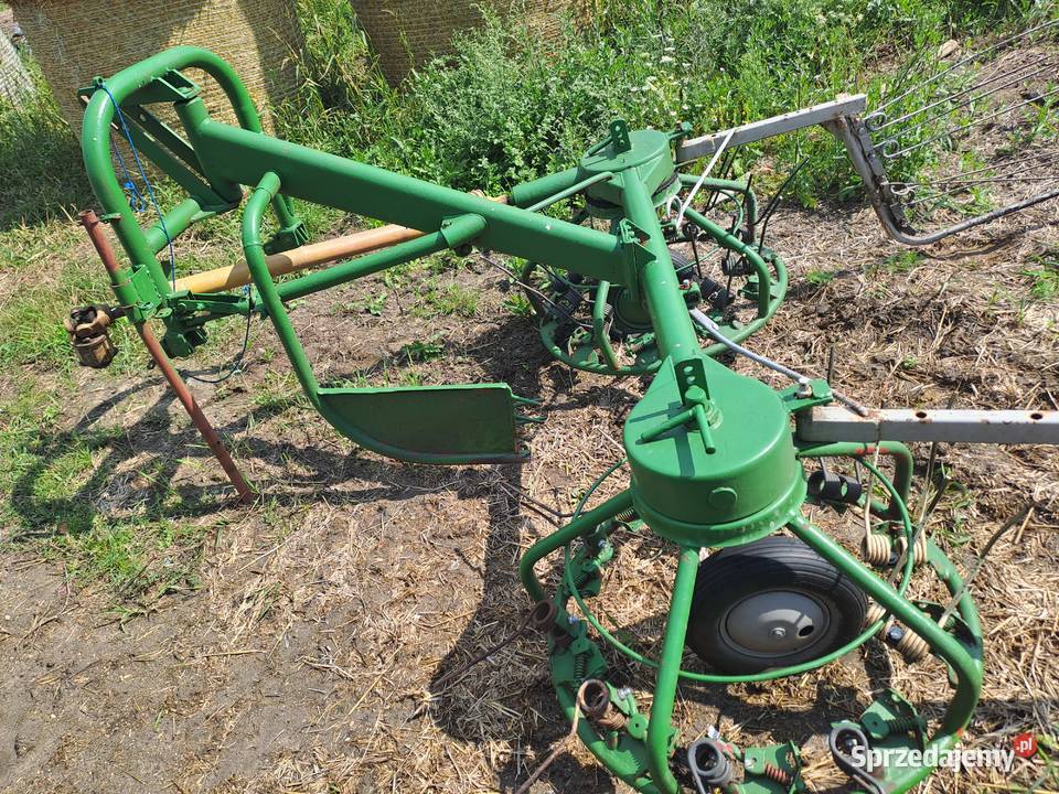 Przetrząsarka do siana Zgrabiarki i przetrząsacze Włoszczowa