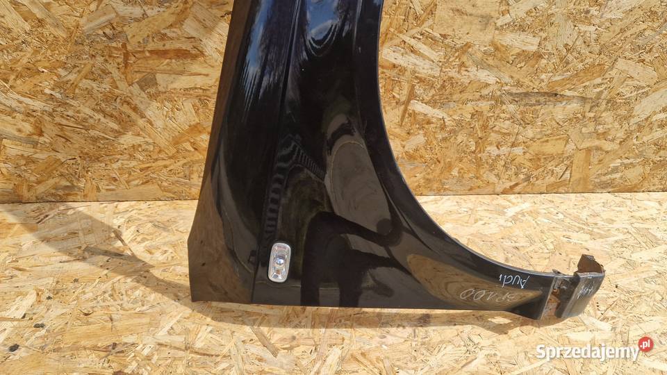 AUDI A3 SPORTBACK BŁOTNIK PRZÓD PRZEDNI PRAWY wielkopolskie Słowikowo