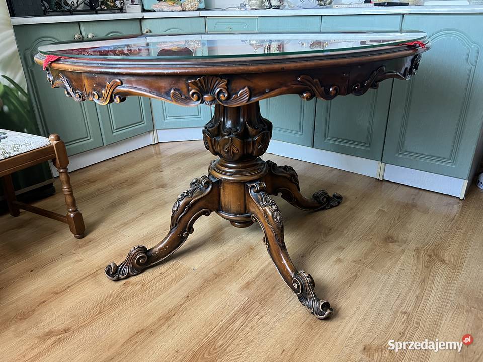 Okrągły stół w starym stylu Ocice