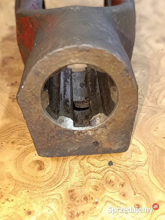 Ucho i uchwyty Pozostałe Przeworno