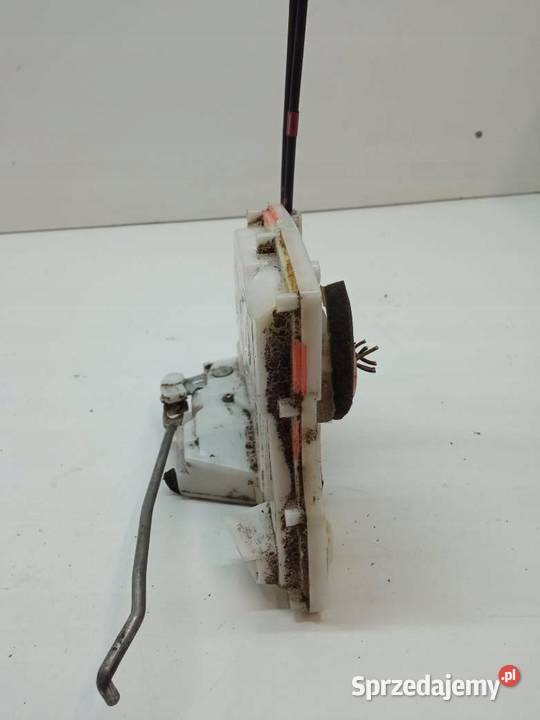 ZAMEK DRZWI LEWY PRZÓD MK6 Suzuki Swift IV